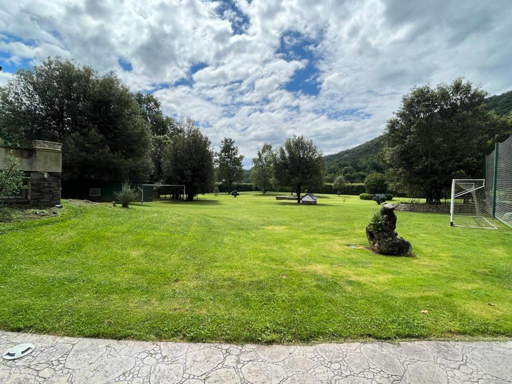 Villa Casa Rustica Olot Esterno foto