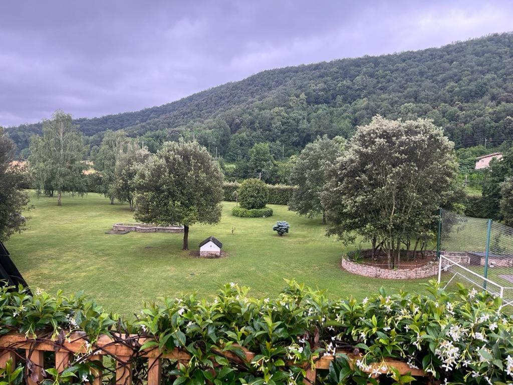 Villa Casa Rustica Olot Esterno foto